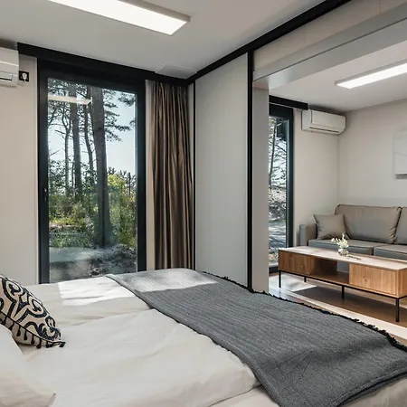 Rewita Bursztyn * Jurata