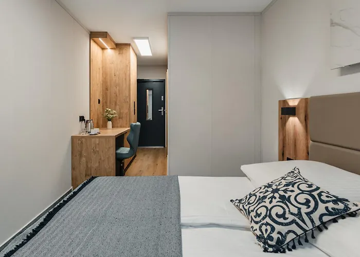 Rewita Bursztyn * יוראטה