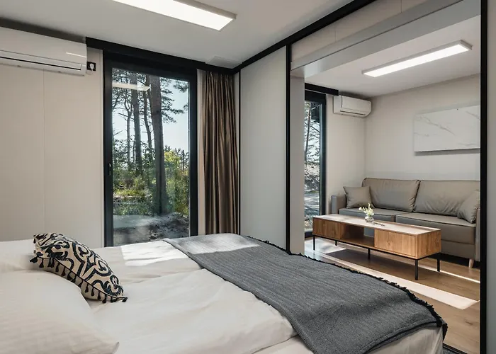 Rewita Bursztyn * יוראטה